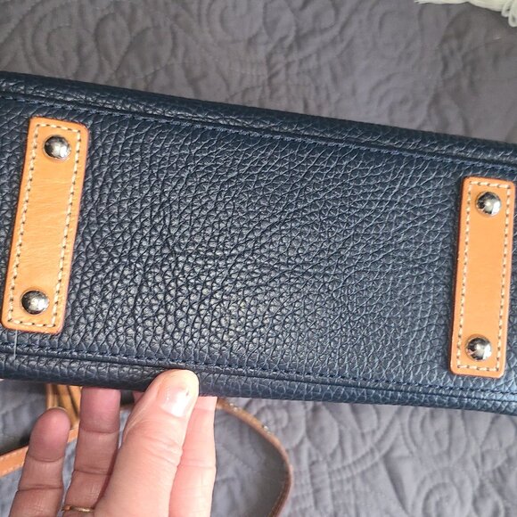 Dooney & Bourke Leather Crossbody Bag Navy blue.. - Picture 7 of 12